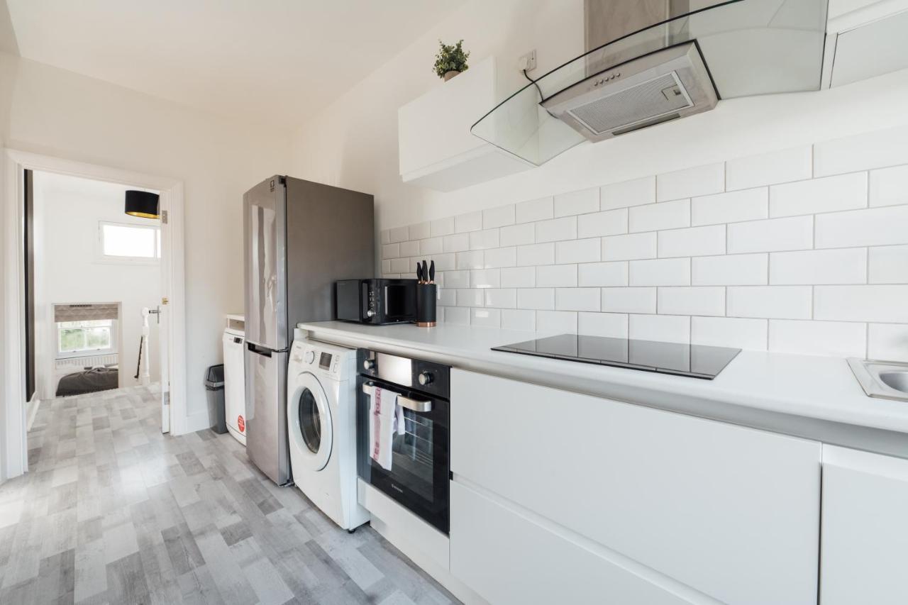 Stunning & Stylish 2 Bed Flat In West London Leilighet Eksteriør bilde
