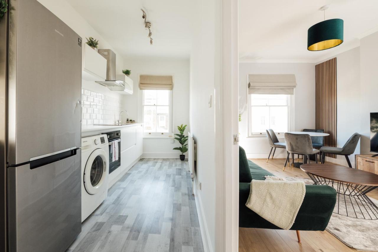 Stunning & Stylish 2 Bed Flat In West London Leilighet Eksteriør bilde