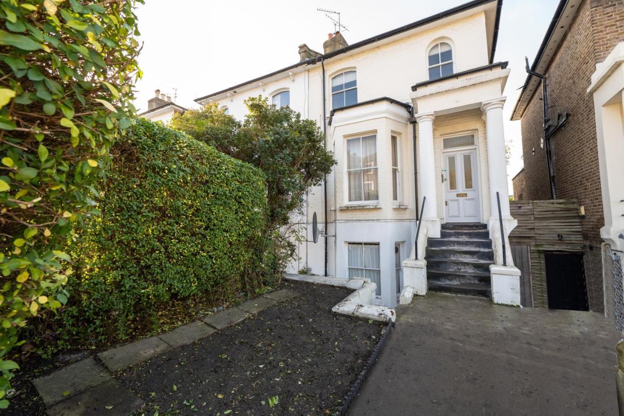 Stunning & Stylish 2 Bed Flat In West London Leilighet Eksteriør bilde